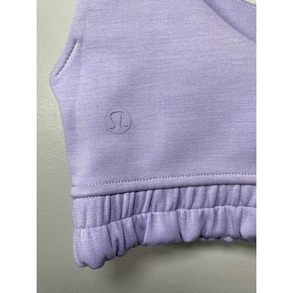 Women's Lululemon Softstreme Scoop Neck Bra Size 6 Comfort Sports Bra NEW‎